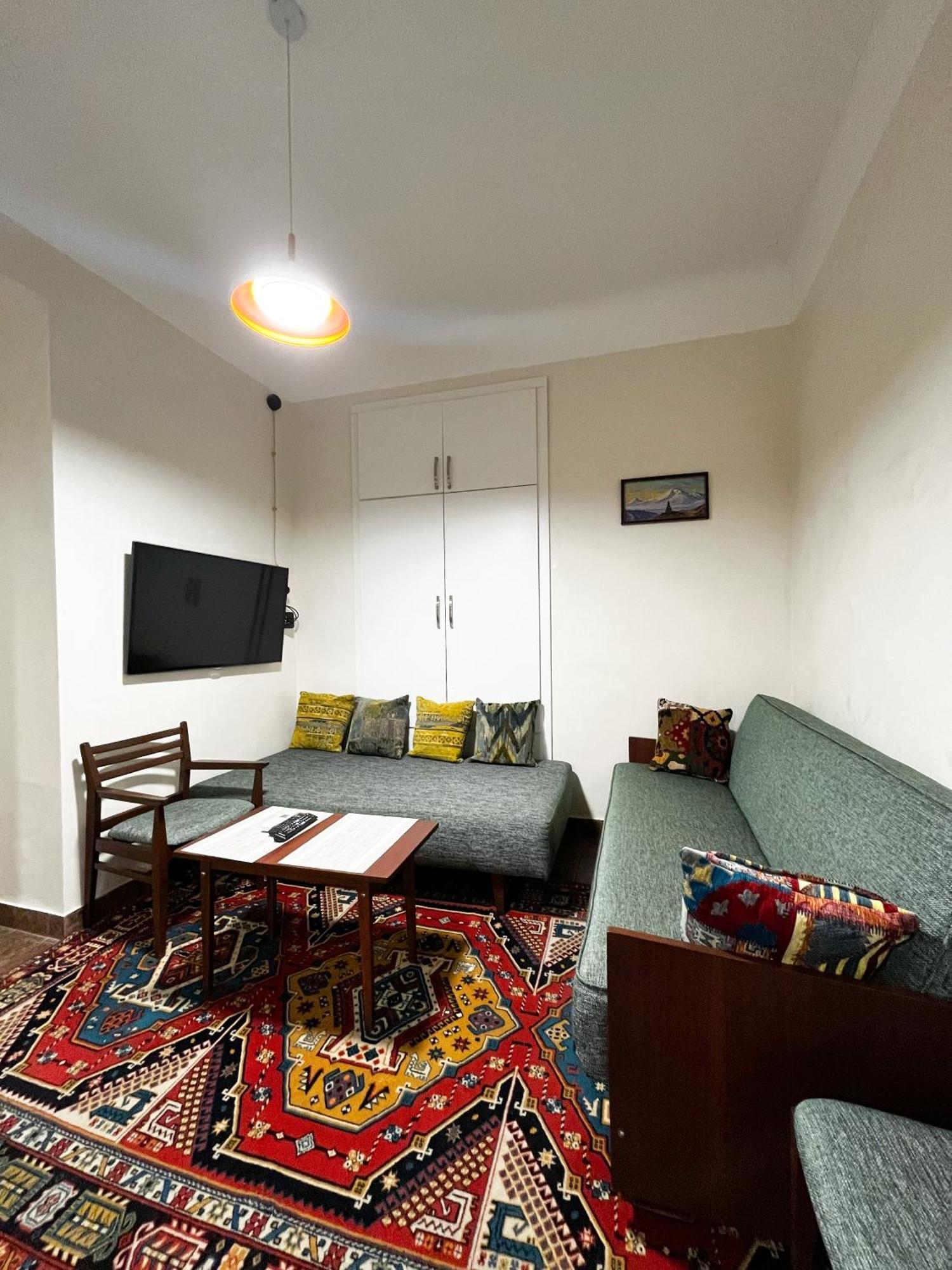 Apartments Pushkin Street Yerevan Exterior photo